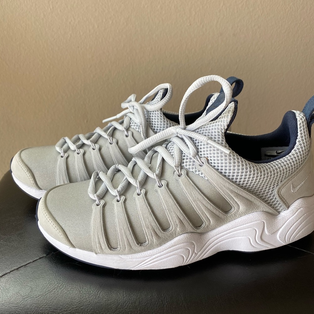 Nike Zoom Air size 4.5